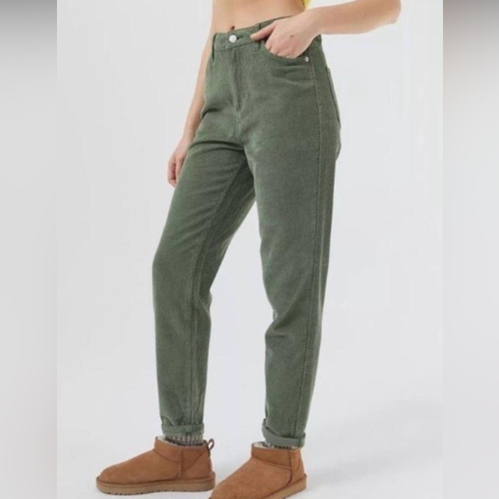 UO BDG Corduroy Olive Mom Jeans 28”​​​​​​